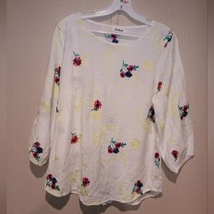 Kindred White Floral Embroidered Women's Top Sz L